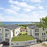 mit Meerblick und Terrasse, gratis Nutzung vom AHOI Erlebnisbad und Sauna in Sellin - Meeresblick FeWo 68 Goehren (Ruegen)